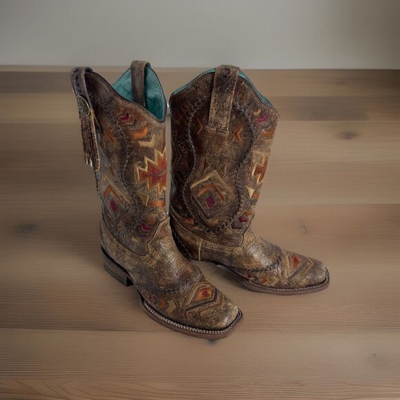 Corral Vintage Western Women Cowboy Boots Size 6.5M Aztec Embroidered Square Toe main image 4